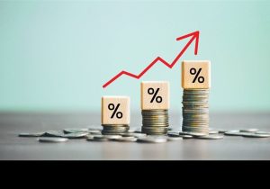 تورم قابل کنترل است؛ نقد سیاست‌های ارزی و بودجه‌ای دولت