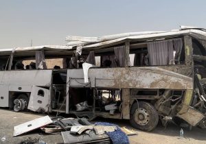 واژگونی اتوبوس حامل کارکنان مجتمع گاز پارس جنوبی در محور عسلویه–سیراف؛ ۸ نفر جان باختند