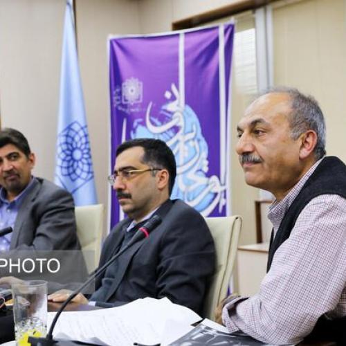 نقش مافیا در عدم اثربخشی نتایج تحقیقات/مسیر اجرای پژوهش در دانشگاه‌ها اشتباه است