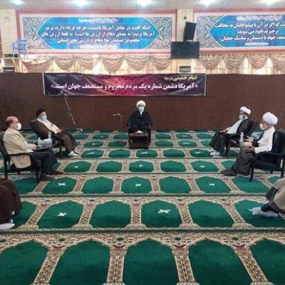 حوزههای علمیه استان بوشهر در جهان تشیع پیشرو خواهند بود