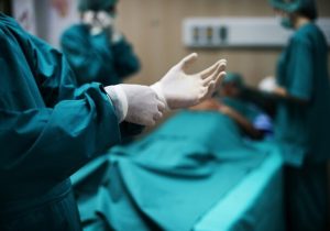 «زیرمیزی» در نظام سلامت؛ از تخلف پنهان تا واقعیت آشکار