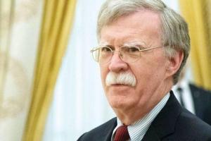 بولتون برای دیدار با مقامهای روسیه وارد مسکو گردید