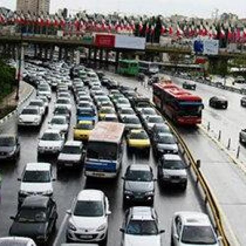 شاهرگ اصلی حیات اقتصادی در جامعه، حمل و نقل است