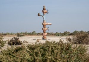 آغاز عملیات حفاری در میدان نفتی سهراب به‌زودی