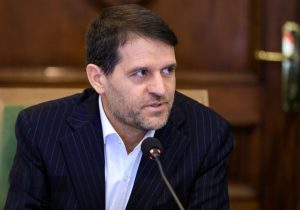 تأکید بر توسعه راهبردی پژوهش و فناوری در صنعت پتروشیمی