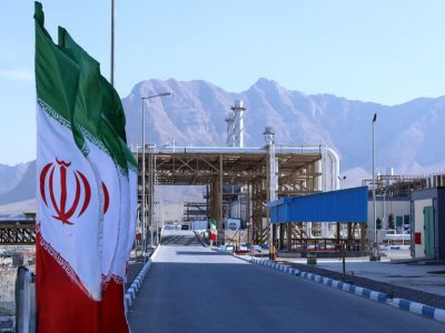پیشرفت ۸۵ درصدی پروژه بازیابی گازهای مشعل در پالایشگاه نفت اصفهان  