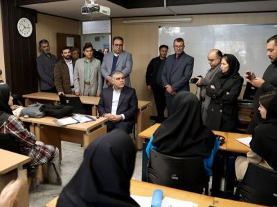 آینده صنعت نفت در دست دانشجویان است