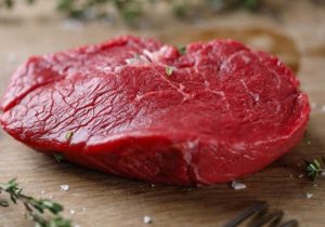 واردات گوشت قرمز؛ مُسکن موقت یا تهدیدی برای تولید داخلی؟