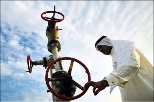 عربستان قیمت نفت را برای مشتریان آسیایی کاهش داد / بیشترین تخفیف از ۲۰۲۰ 2 عربستان عربستان قیمت نفت را برای مشتریان آسیایی کاهش داد / بیشترین تخفیف از ۲۰۲۰