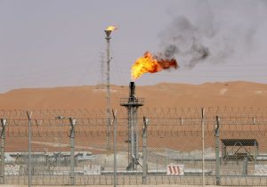 توقف صادرات نفت عربستان به اروپا؛ حمله به خط لوله ینبع و جهش قیمت به ۱۲۲ دلار
