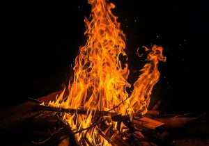 چهارشنبه‌سوری در بوشهر: جشنی کهن با آداب و رسوم منحصربه‌فرد و رنگ‌وبوی محلی